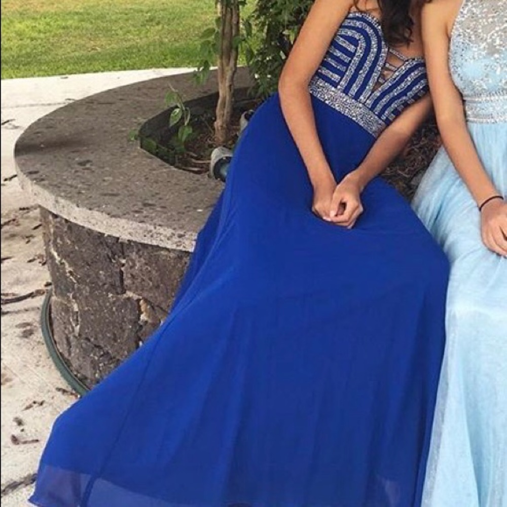 Blue prom dress